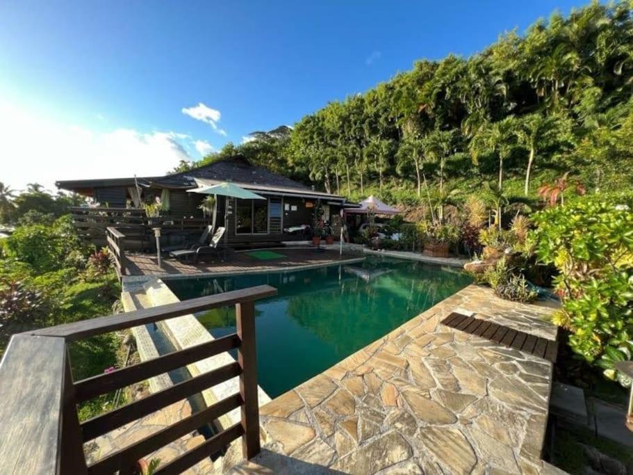 Tehuarupe Surf Studios Haapiti Exterior foto
